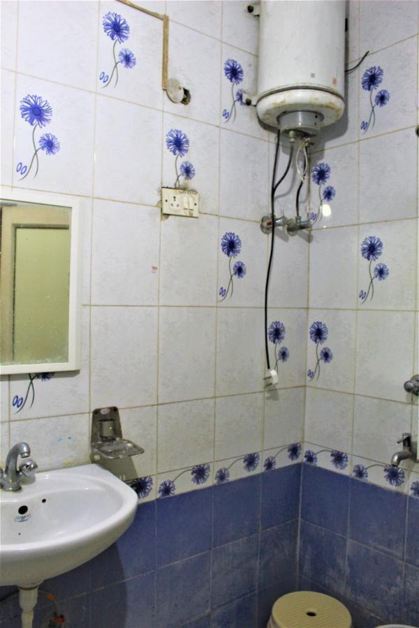 Central Guest House , Walk In Dargah & Markaz New Delhi Exterior photo