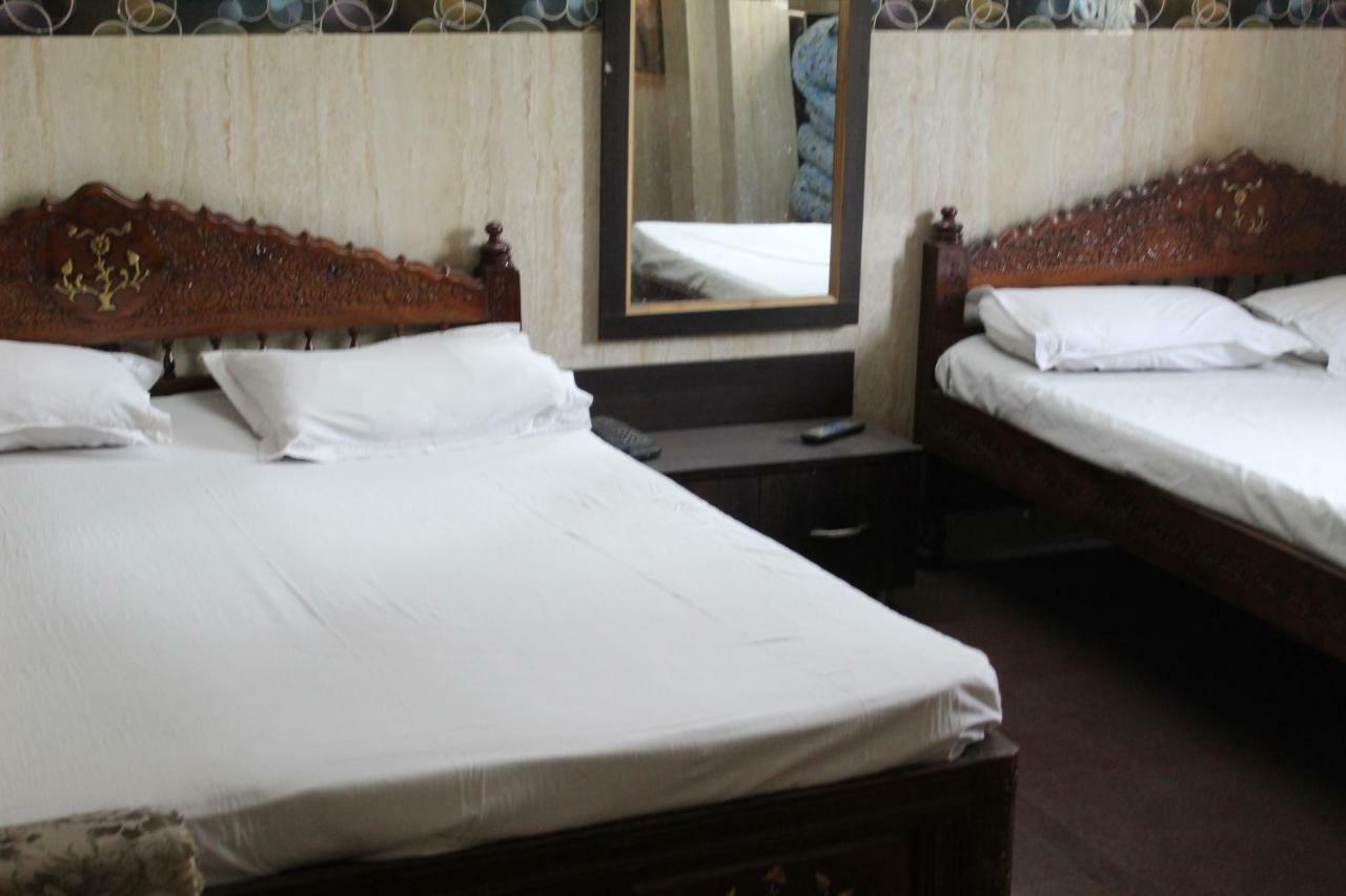 Central Guest House , Walk In Dargah & Markaz New Delhi Exterior photo